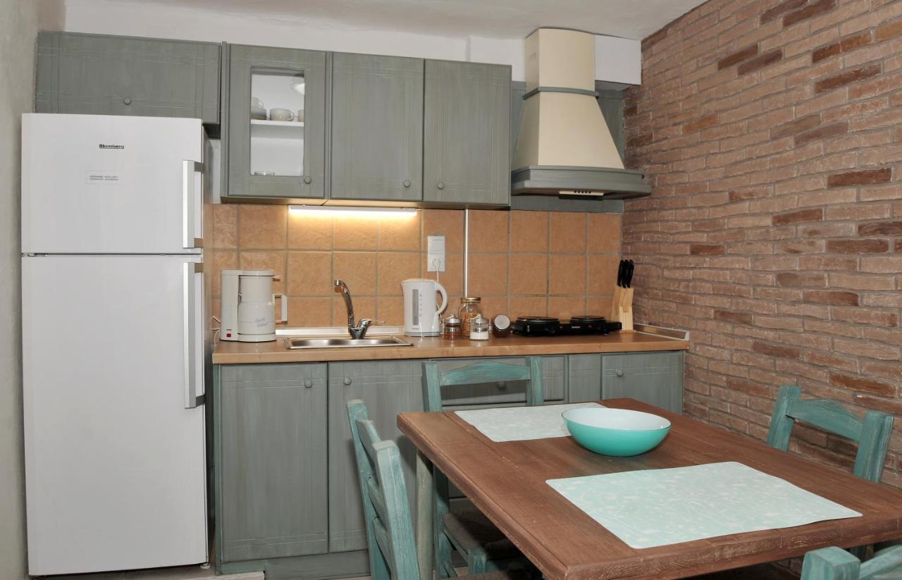 Pavillion1 Apartment Калампака Екстериор снимка