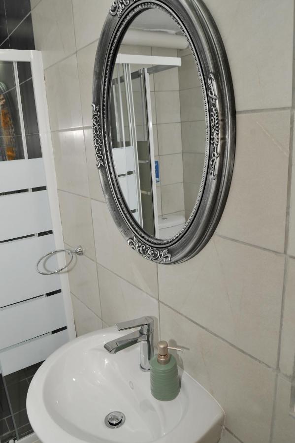 Pavillion1 Apartment Калампака Екстериор снимка